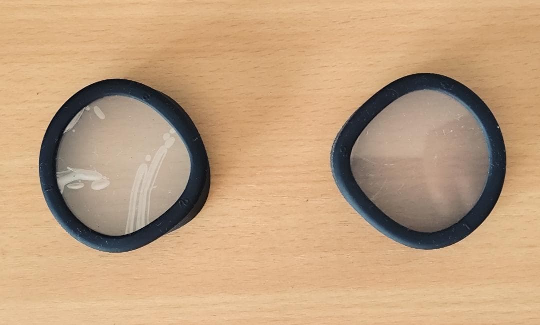  Quest 2(64GB) VRゴーグル(複数アクセサリ付き)