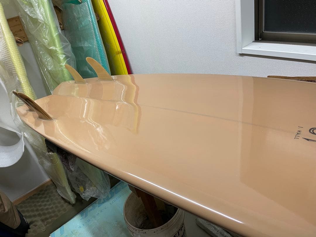 ジョシュホールサーフボード 5’9”クワッドフィンフィッシュ関東であれば手渡し可