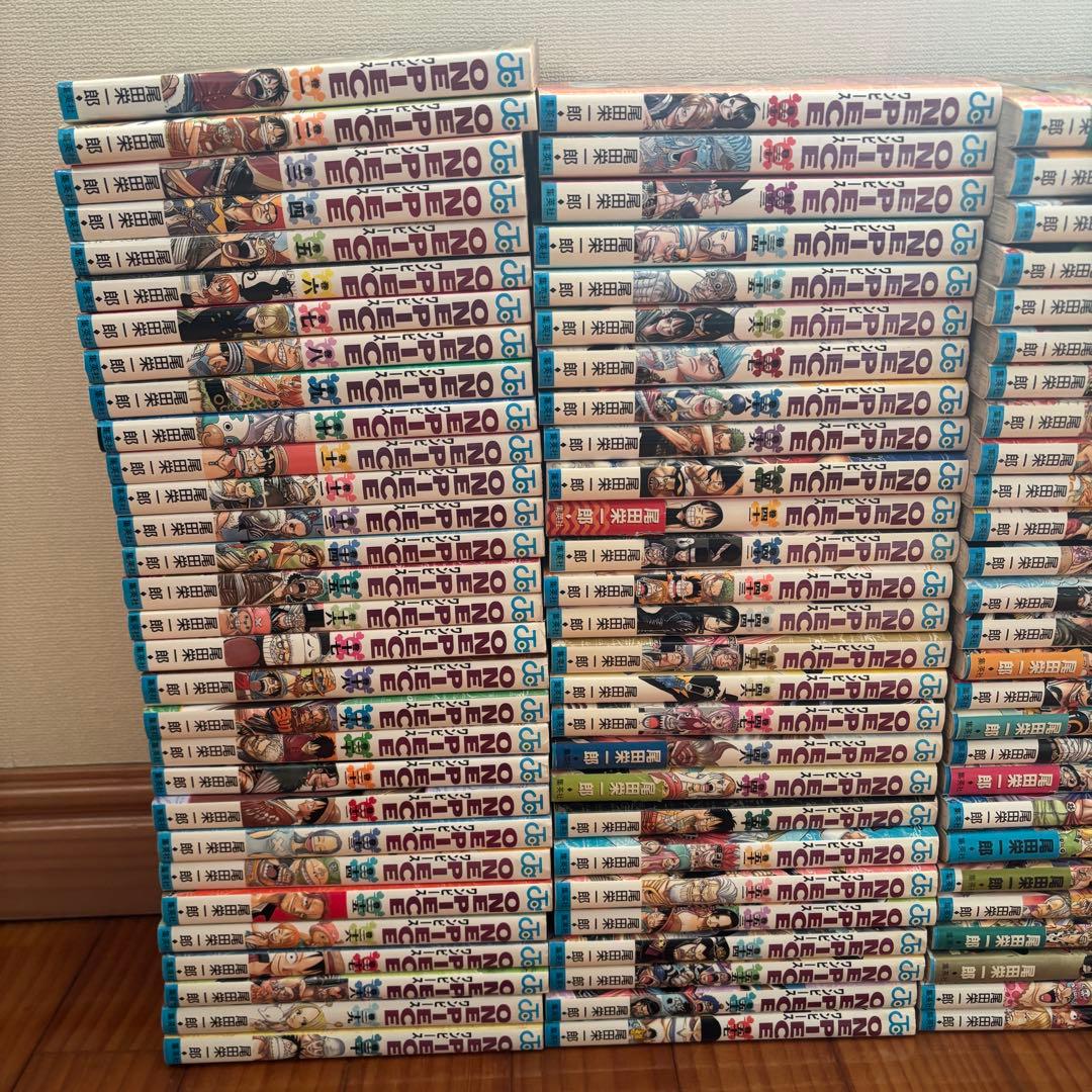 ONE PIECE 1〜112巻セット＋映画特典・小説6冊 ワンピースまとめ売り