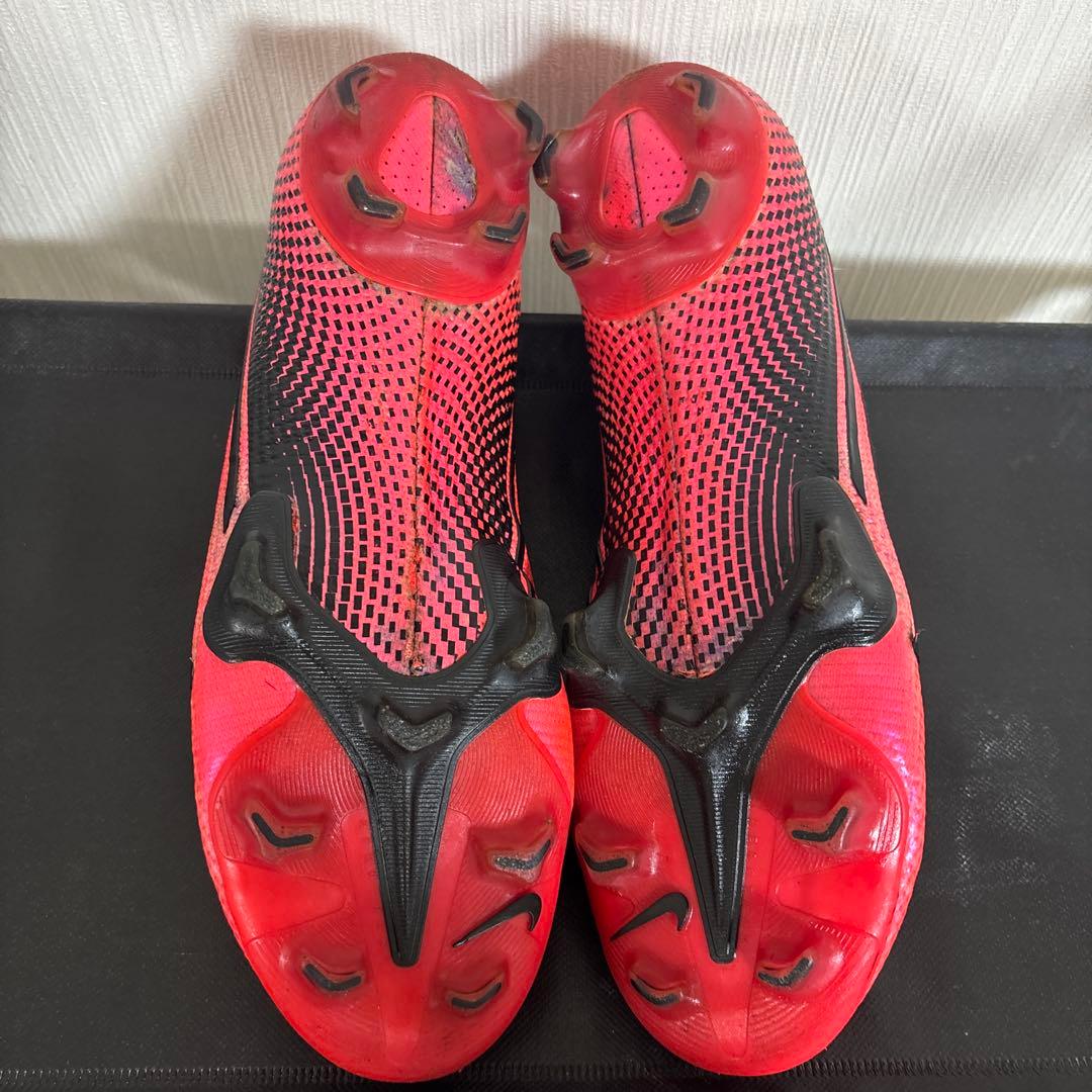 サッカースパイクナイキマーキュリアルヴェイパー13