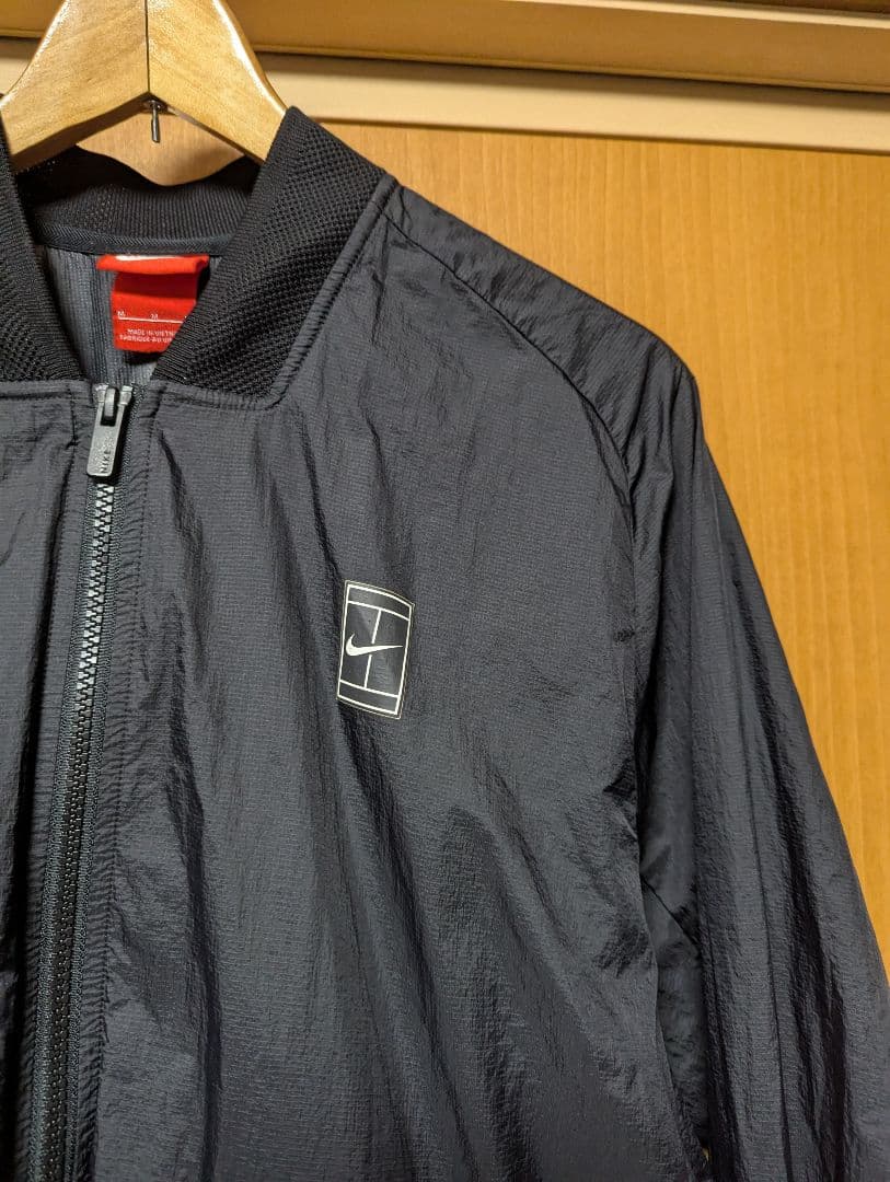 ナイキ コート ボンバージャケット ブラック