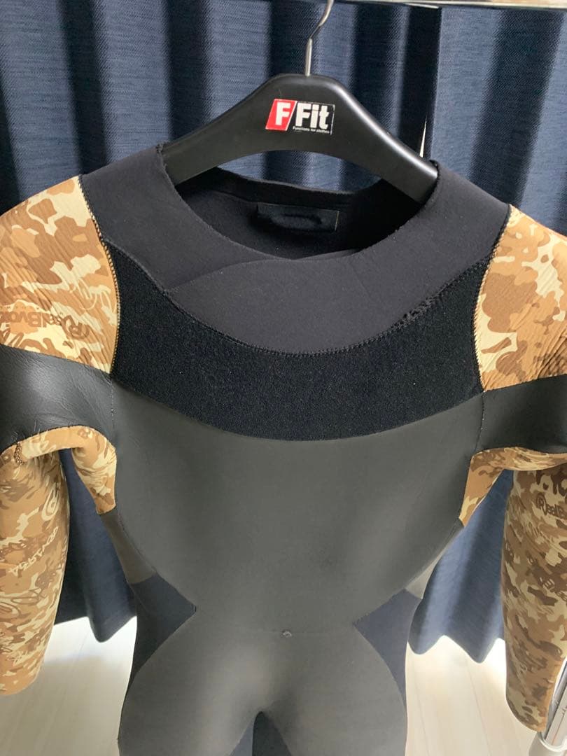 Water Warrior ウェットスーツ セミドライ 2ミリ　3ミリ