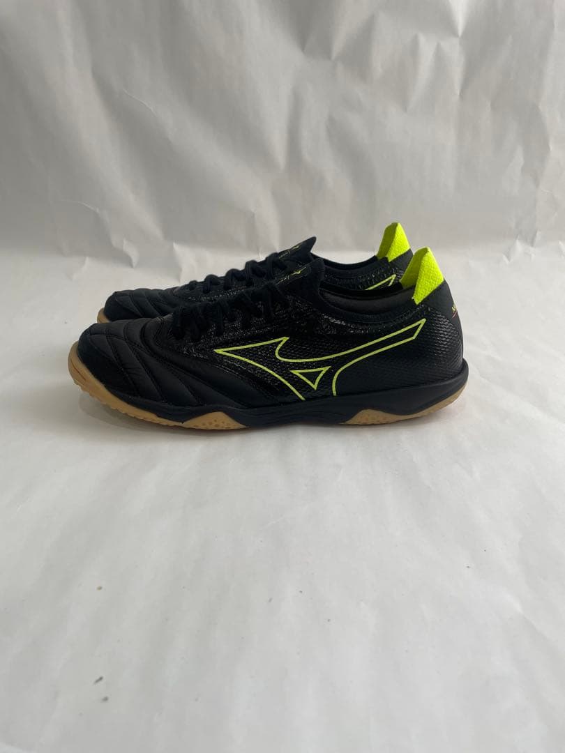MIZUNO MOLERIA NEO SALA β JAPAN IN