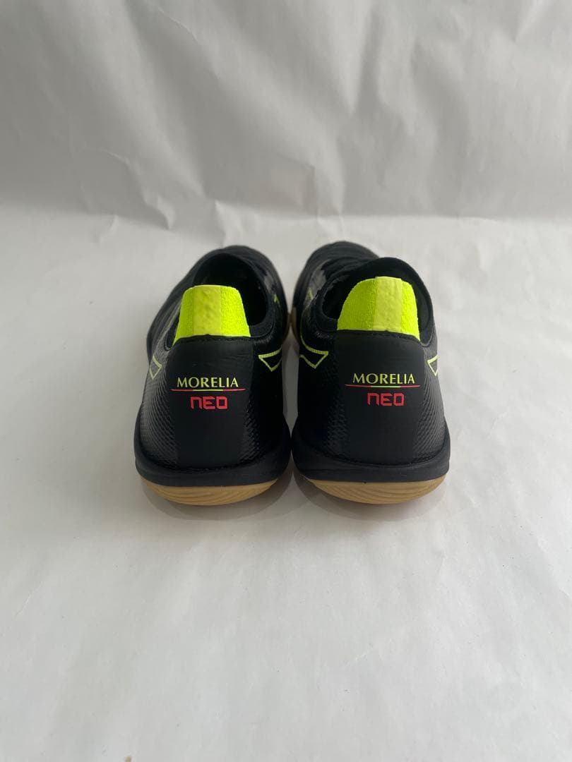 MIZUNO MOLERIA NEO SALA β JAPAN IN