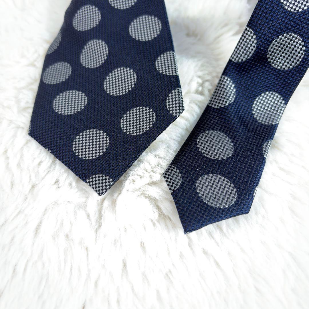 【高級ネクタイ】コムデギャルソンオムドゥ 絹100％ セッテピエゲ ドット 紺