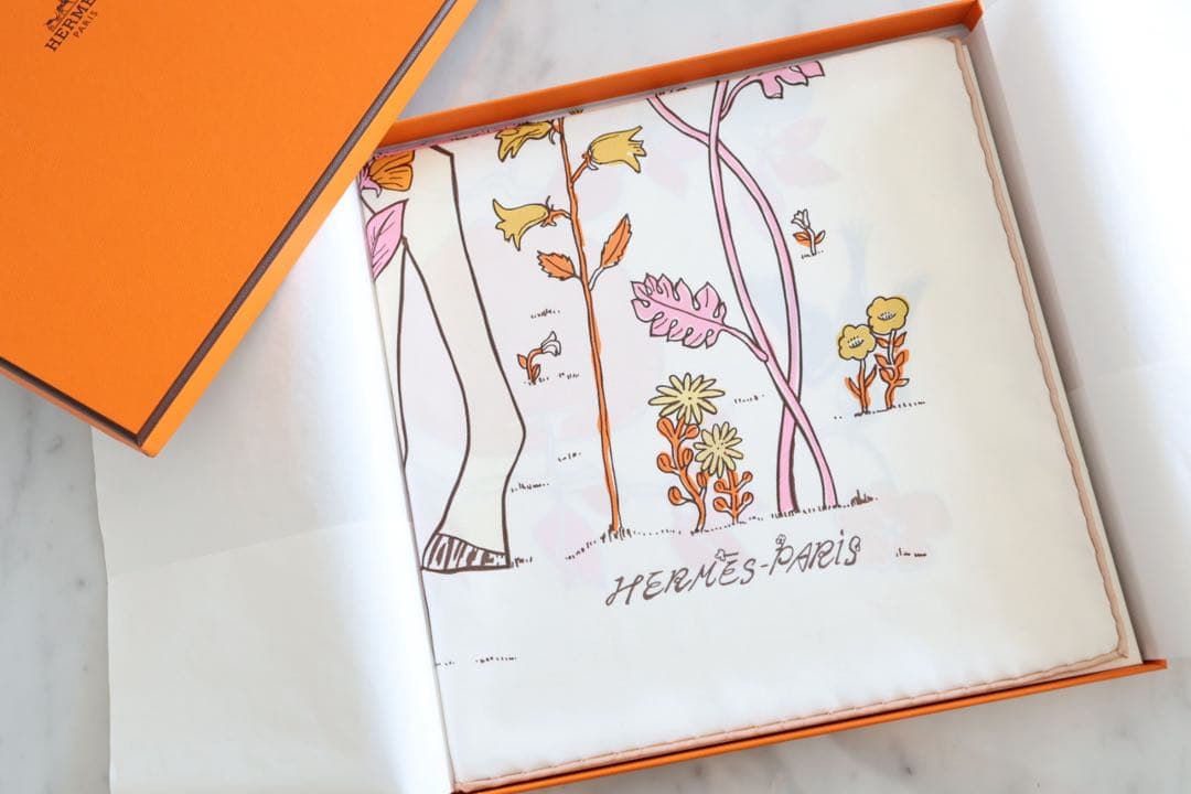 26春夏 エルメス カレ90 《ル・ポミエ・セリエ》