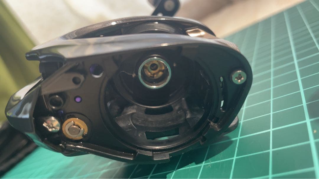 DMK 青霜チーター　DCリール　右ハンドル　電子制御ブレーキ　ギア比8.5:1