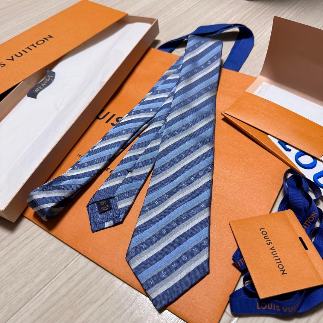 新品✨箱袋付❗️LV ヴィトンネクタイ メンズ シルク イタリア製