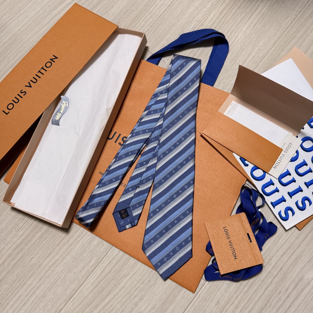 新品✨箱袋付❗️LV ヴィトンネクタイ メンズ シルク イタリア製