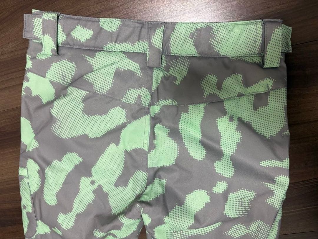 バートン　キッズスノーボードウェア上下セットアップ　Mサイズ