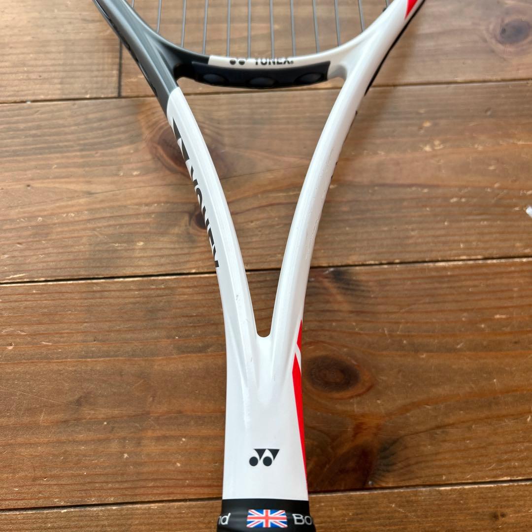 YONEX ボルトレイジ7Ｖ