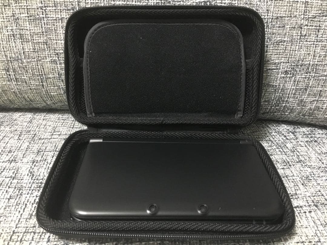 ３DS LL ブラック（生産終了モデル）ケース付き