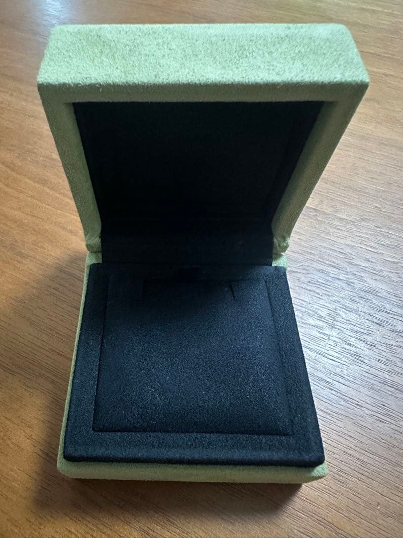 ヴァンクリーフ＆アーペル　空き箱