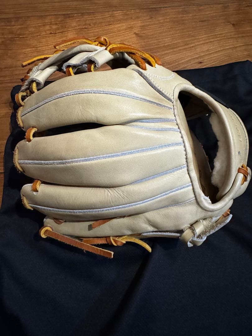 アトムズ　硬式グローブ　066 プロフェッショナル　牧モデル