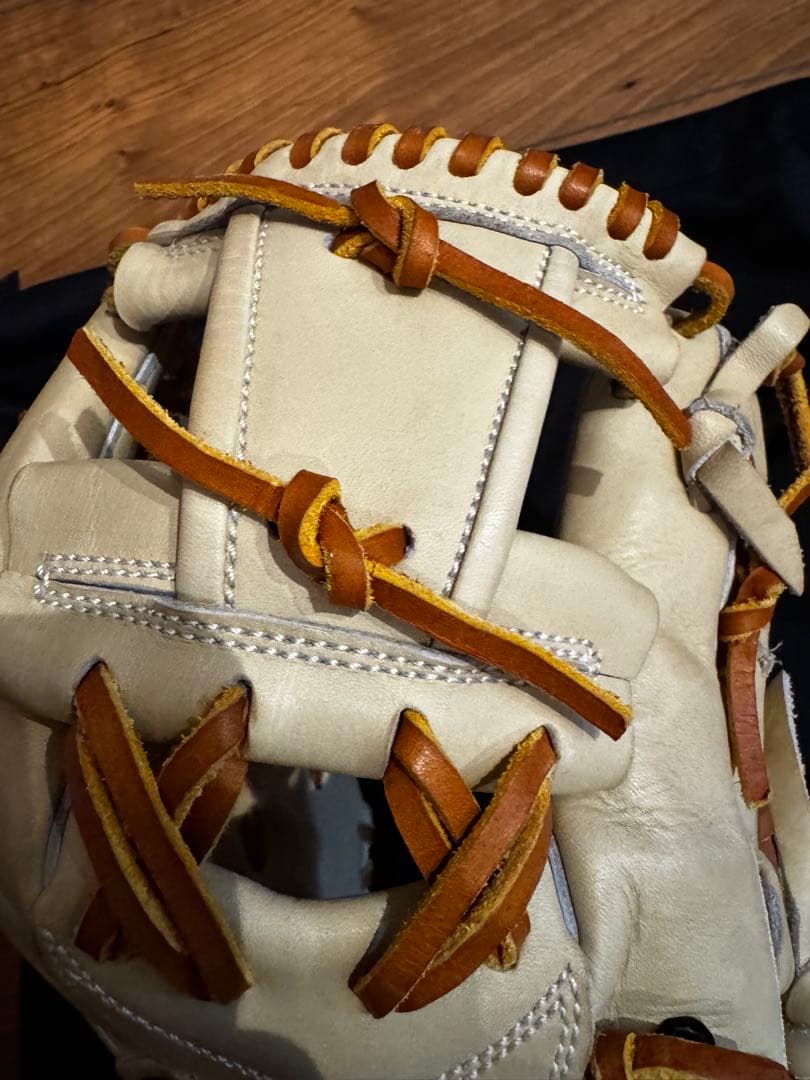 アトムズ　硬式グローブ　066 プロフェッショナル　牧モデル