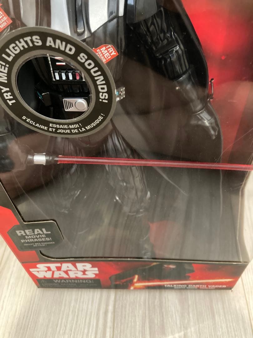 スターウォーズ　ディズニーストア　ダースベイダー　動作確認済・未開封
