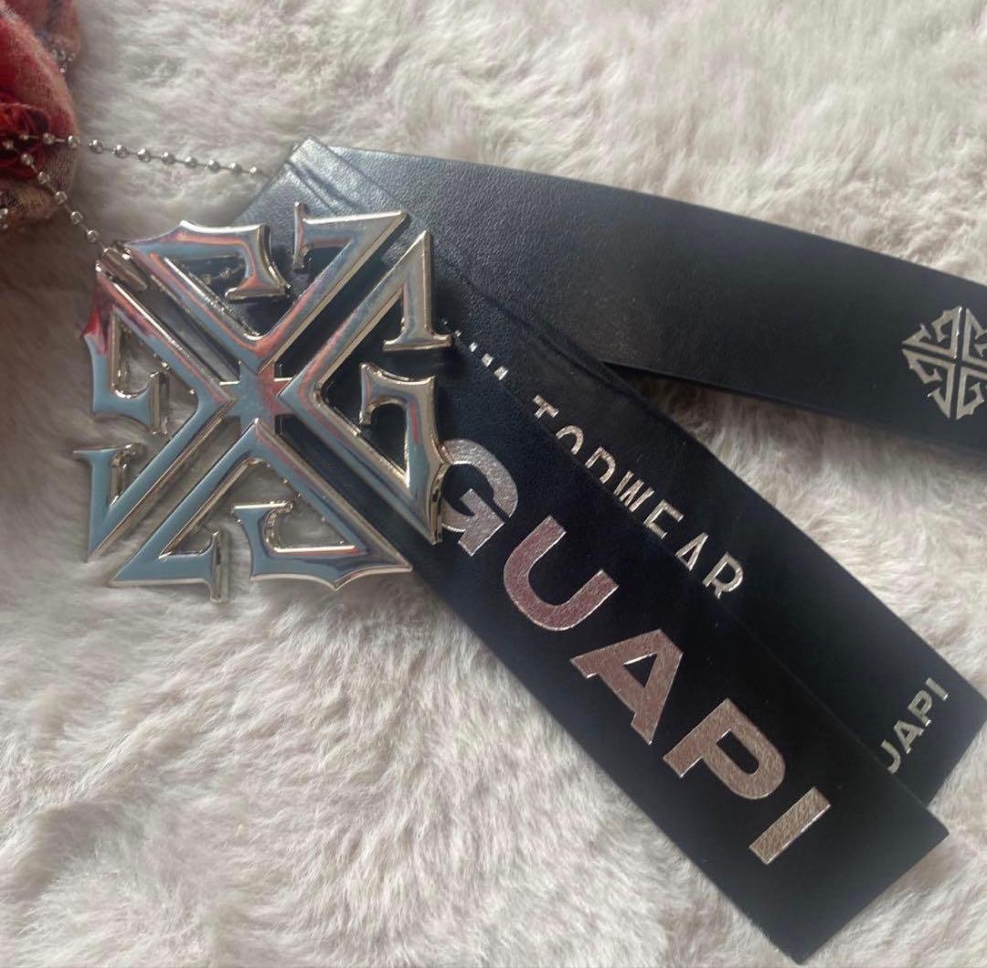 guapiラインストーンシャツ　Mサイズ赤