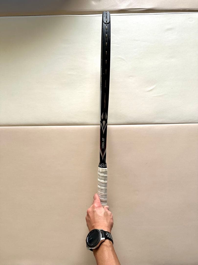 【パッカルン】ヨネックス　REGNA 98 テニスラケット G2