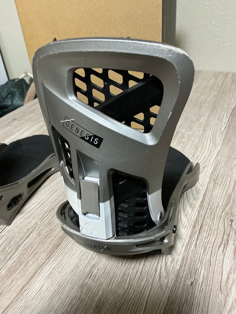 BURTON Genesis re:flex ビンディング　M ベース
