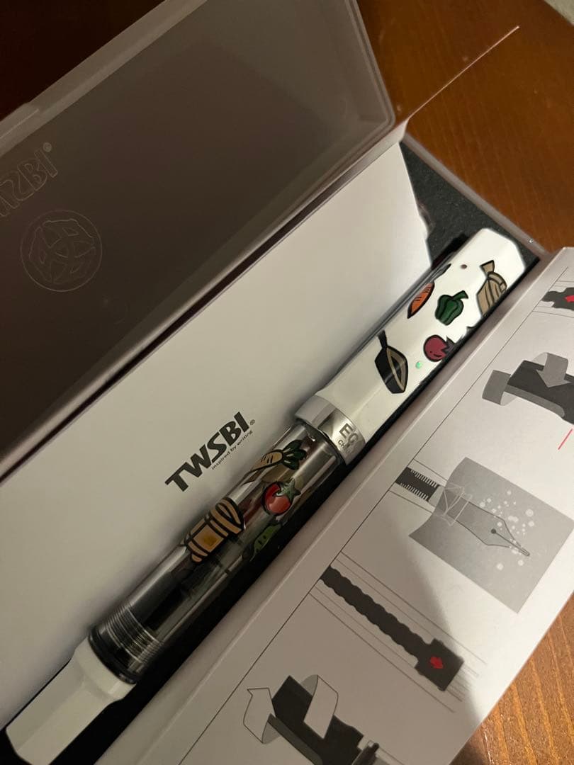 TWSBI ペンギンの台所 蒔絵