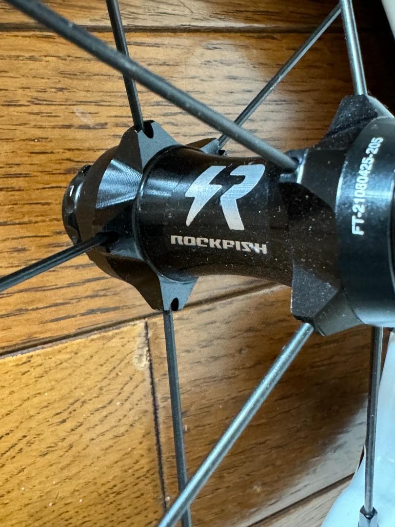 ストライダー ロックフィッシュ 〔正規品〕FT-EVO カーボンホイール