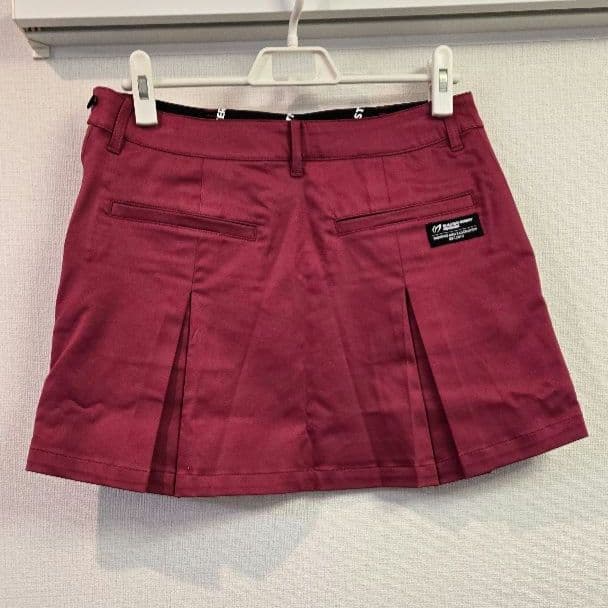 マスターバニーワインレッド プリーツスカート 新品タグ付き