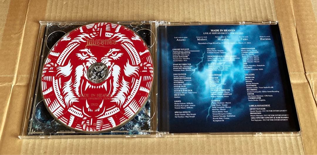 LOVEBITES 最新アルバム アウトスタンディング・パワー