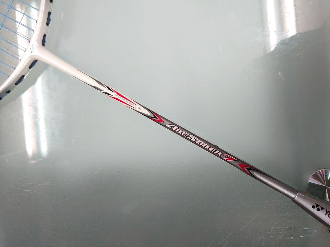 Yonex ArcSaber7 バドミントンラケットアークセイバー7 ヨネックス