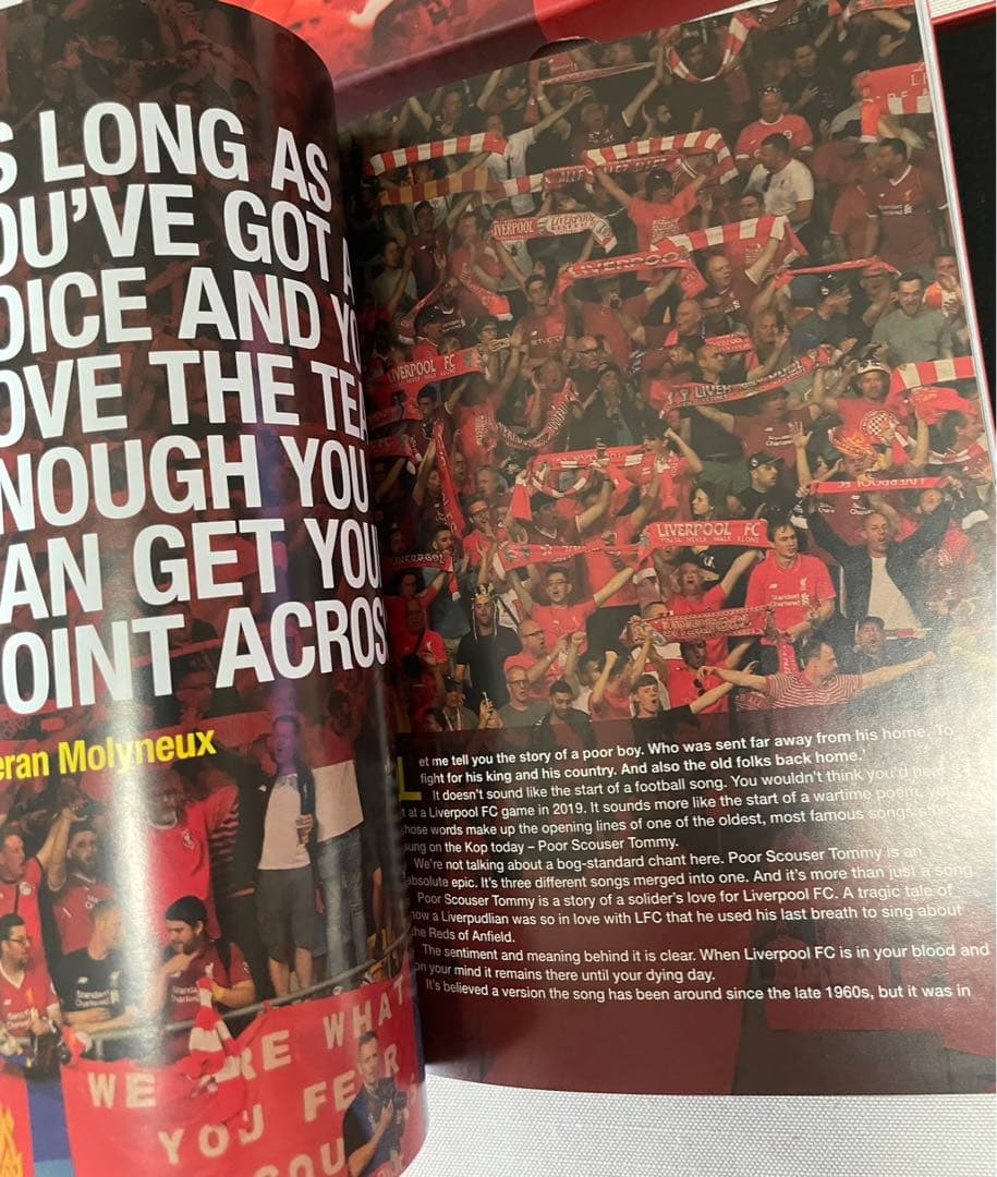 Livepool 19/20season グッズ(コースター、バッジ、笛)