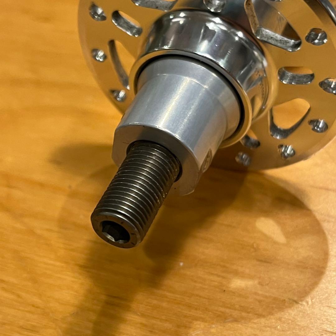 Hubsmith製　リアハブ ブロンプトンで使用