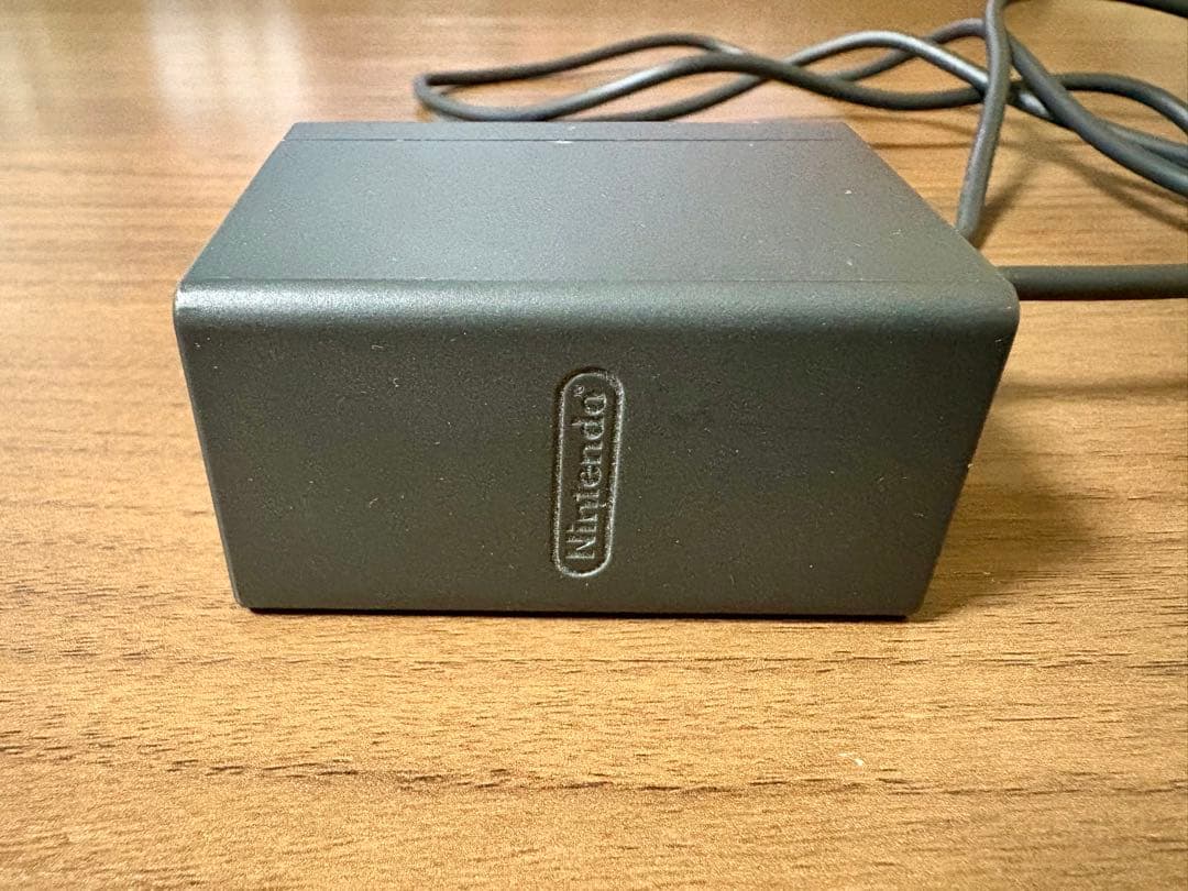 NintendoSwitch 本体Joy-Con付き【美品】