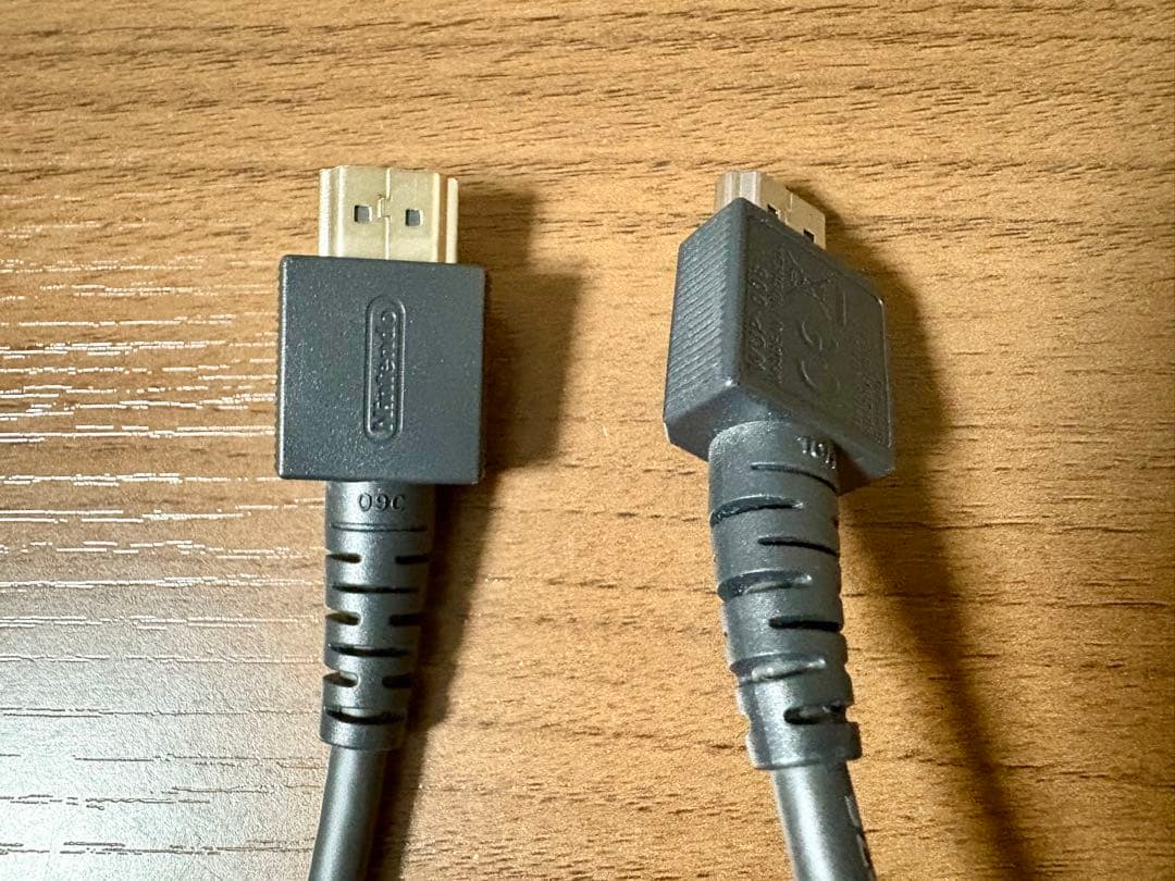 NintendoSwitch 本体Joy-Con付き【美品】