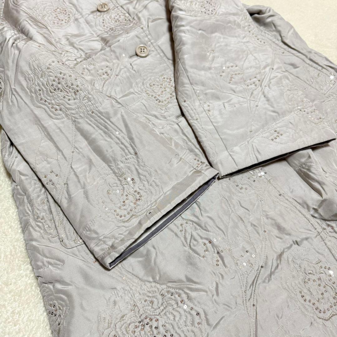 美品 レオナール トリム 裏地花柄 スパンコール シルク100% アウター