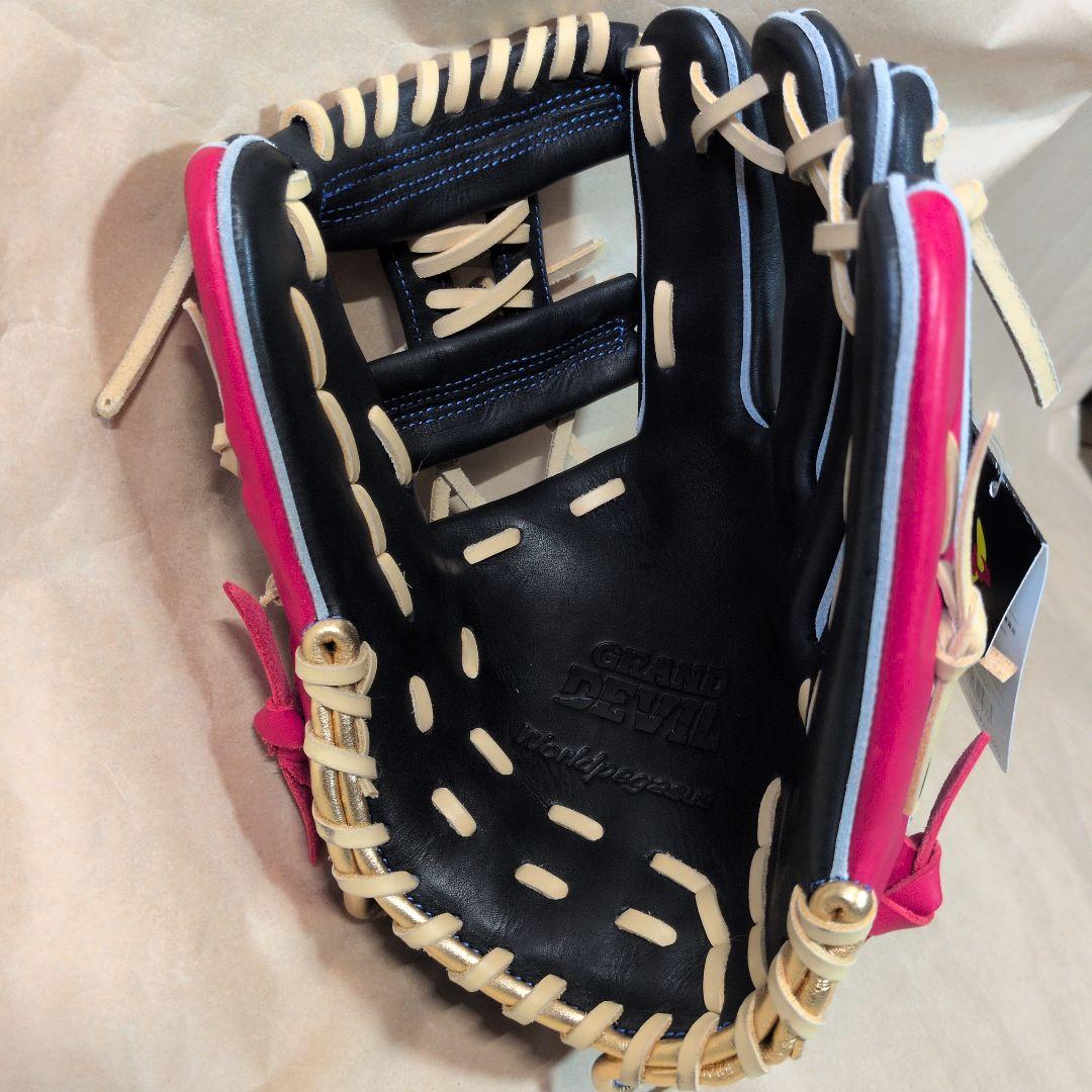 ワールドペガサス:一般大人用:軟式用グラブ:右投げ:サイズ8:黒赤