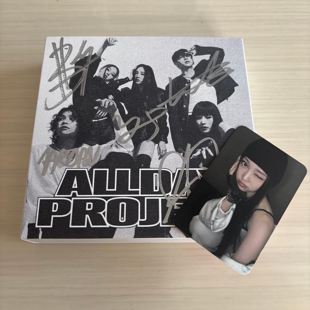 ② ALLDAY PROJECT Mwave 直筆サイン入りアルバム トレカ