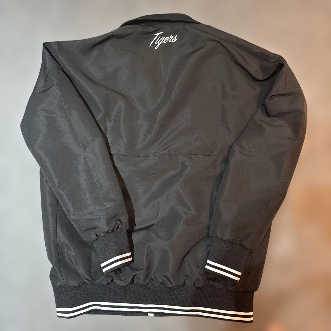 阪神タイガース 2026年 レプリカウィンドブレーカー