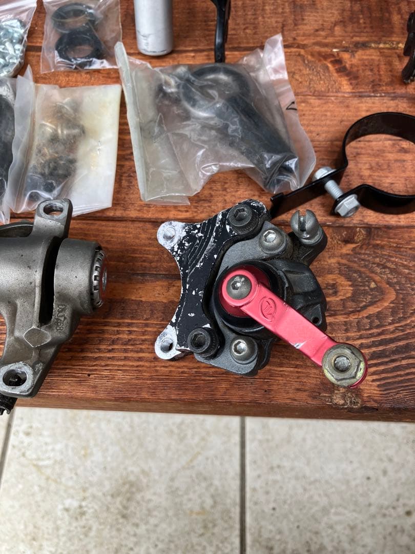 ダートジャンプ　マウンテンバイク クリスキング製ハブ　その他交換部品多数