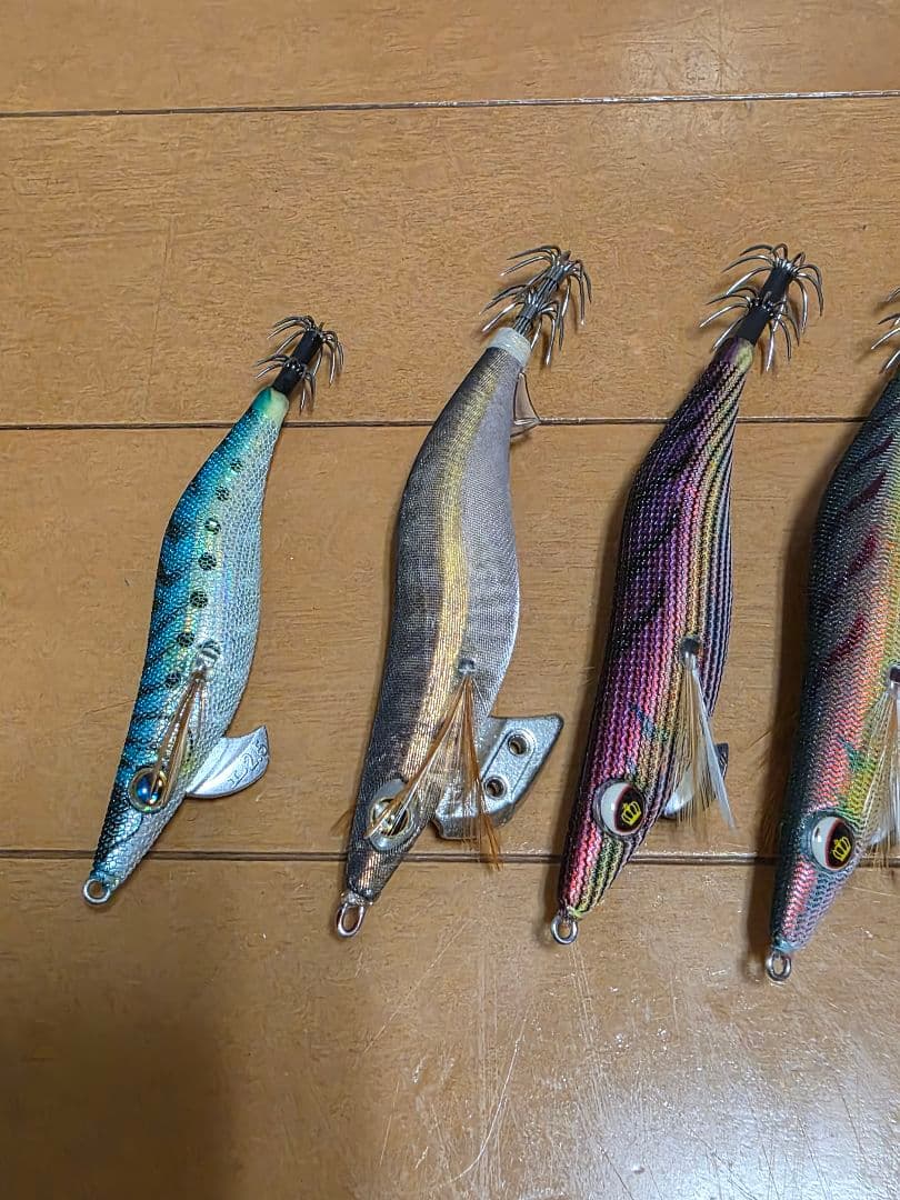 21エメラルダスAIR LT2500-XH　αスプール2個　エギ8本などセット