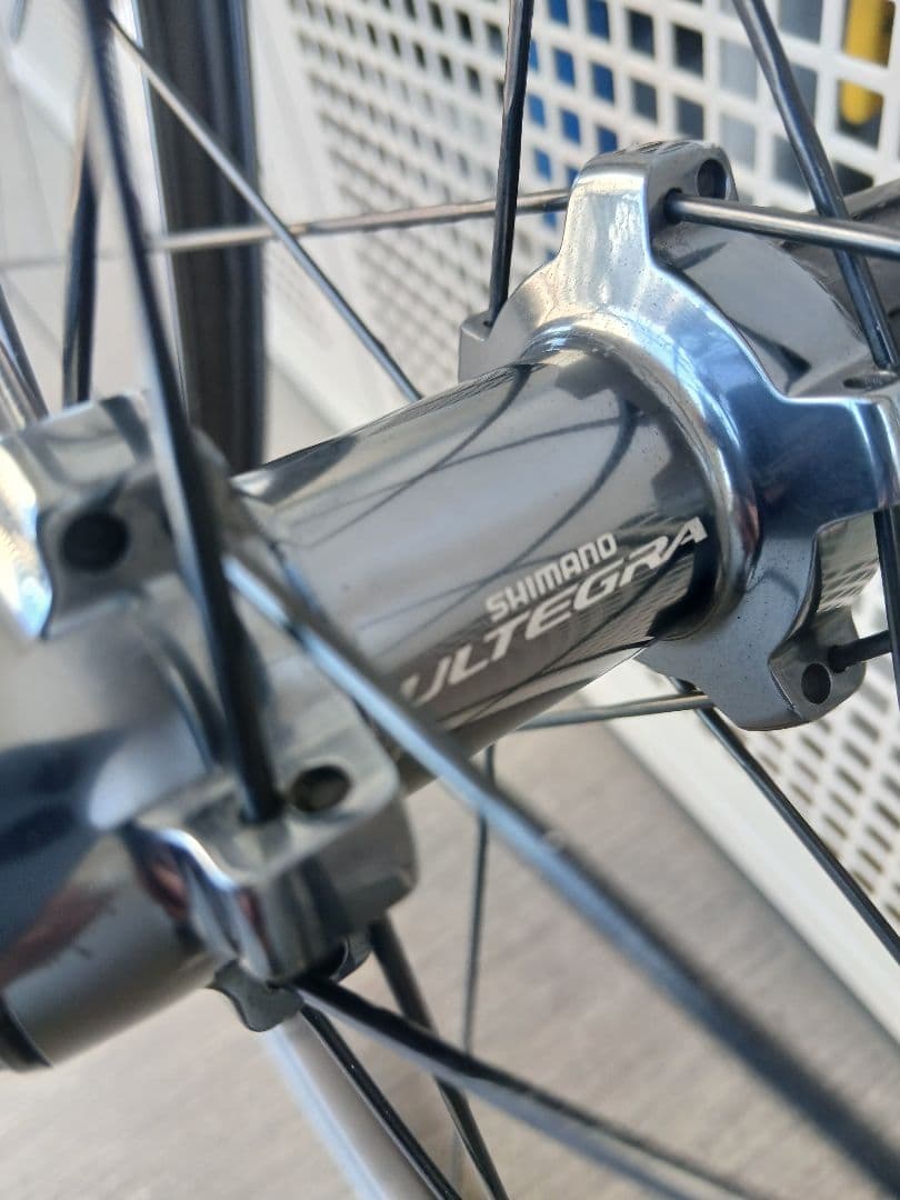 SHIMANOシマノ　アルテグラホイールwh-6800