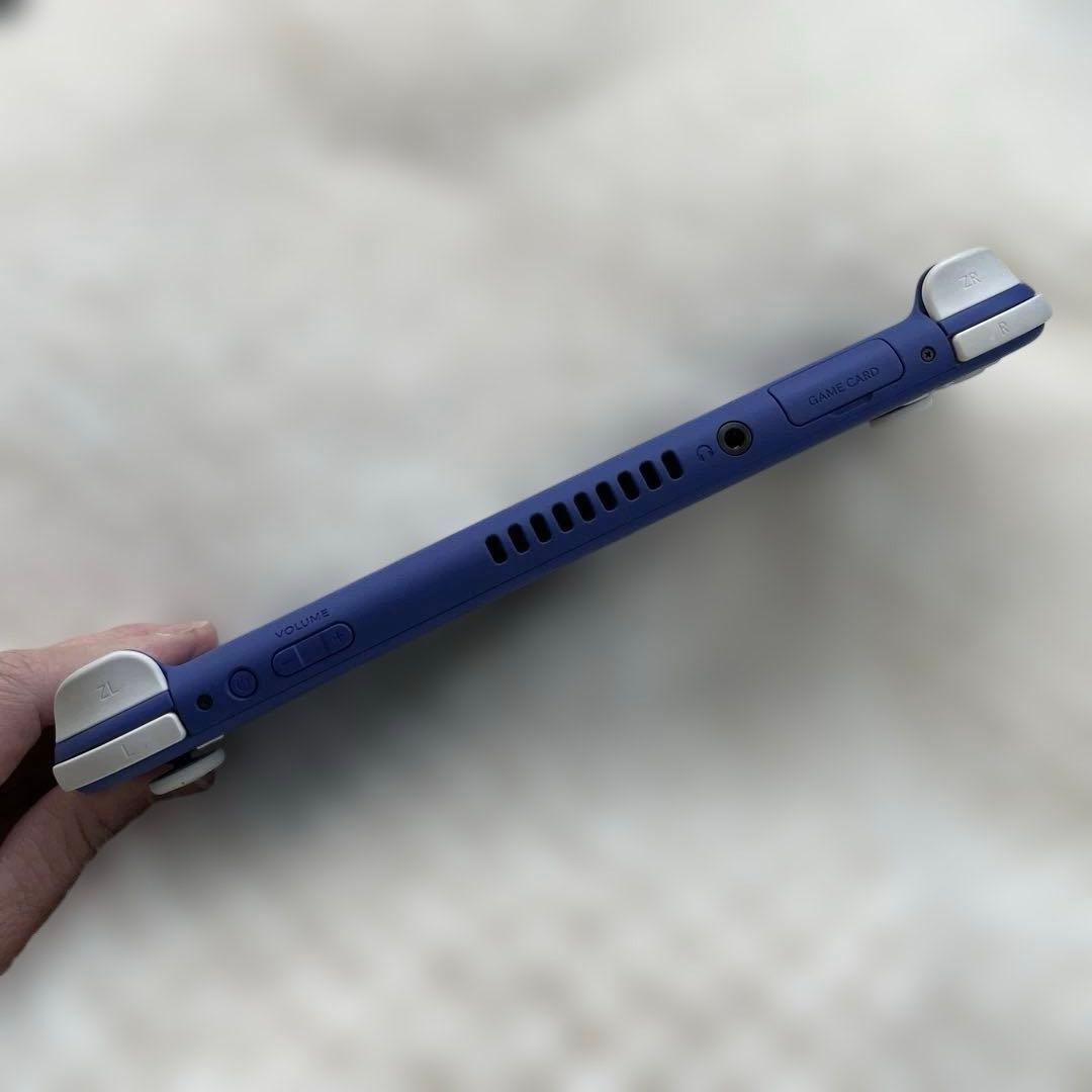 Nintendo Switch Lite Blue本体のみ