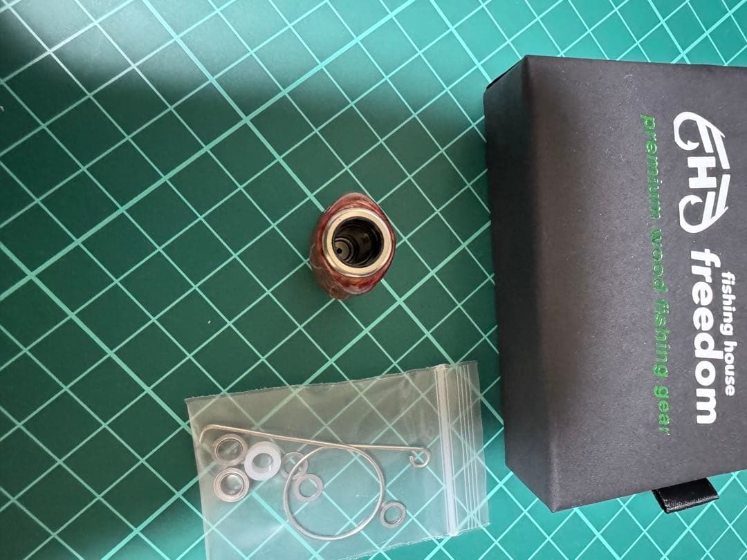 201 ハンドルノブ　ウッド　花梨　シマノ　ダイワ　渓流