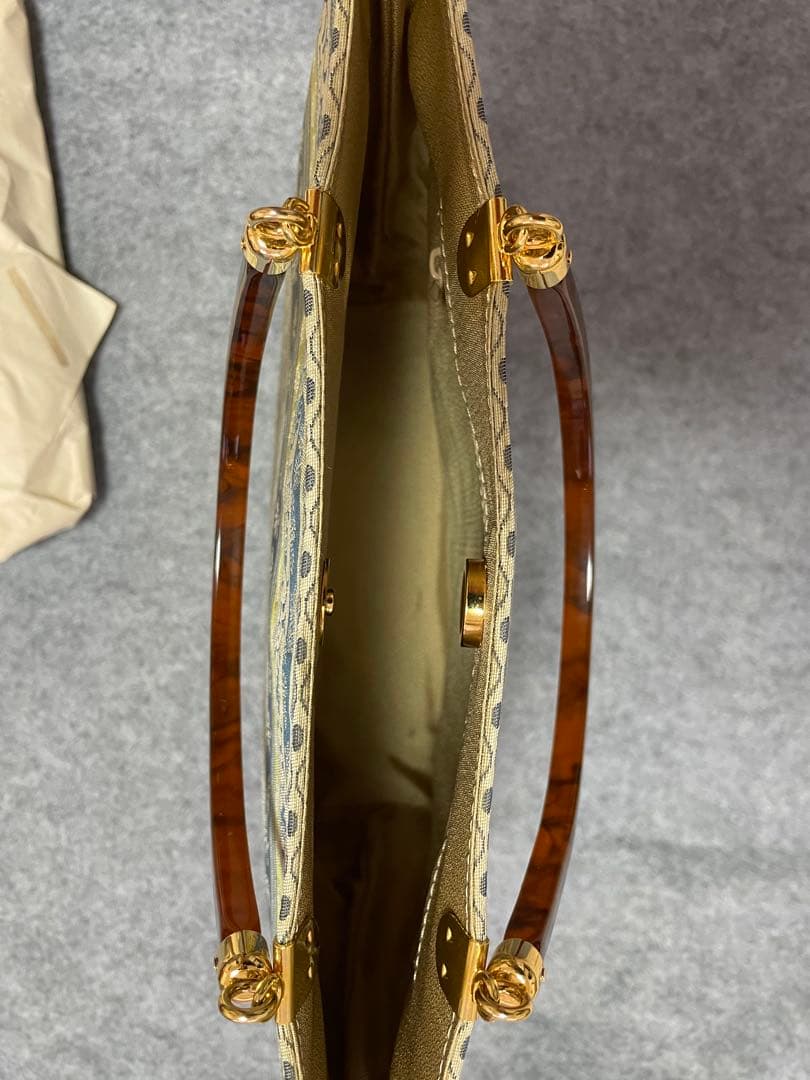 川島織物の和装用バッグ ストライプ柄 花模様