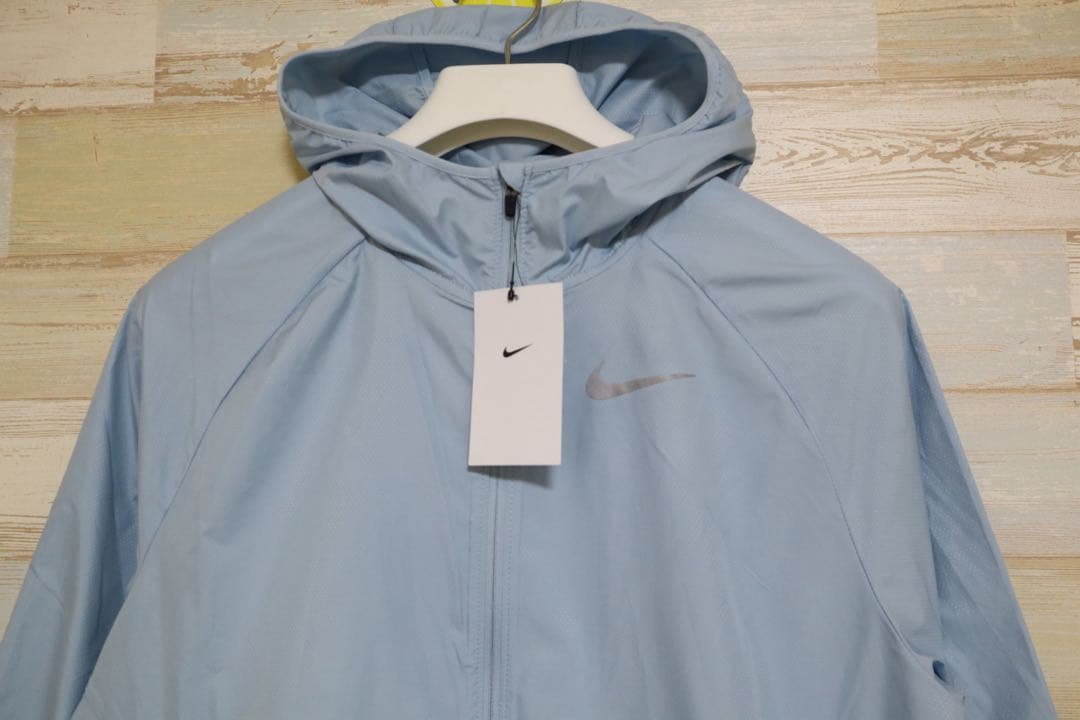 新品　ナイキ エッセンシャル メンズ フーデッド ランニングジャケット　撥水