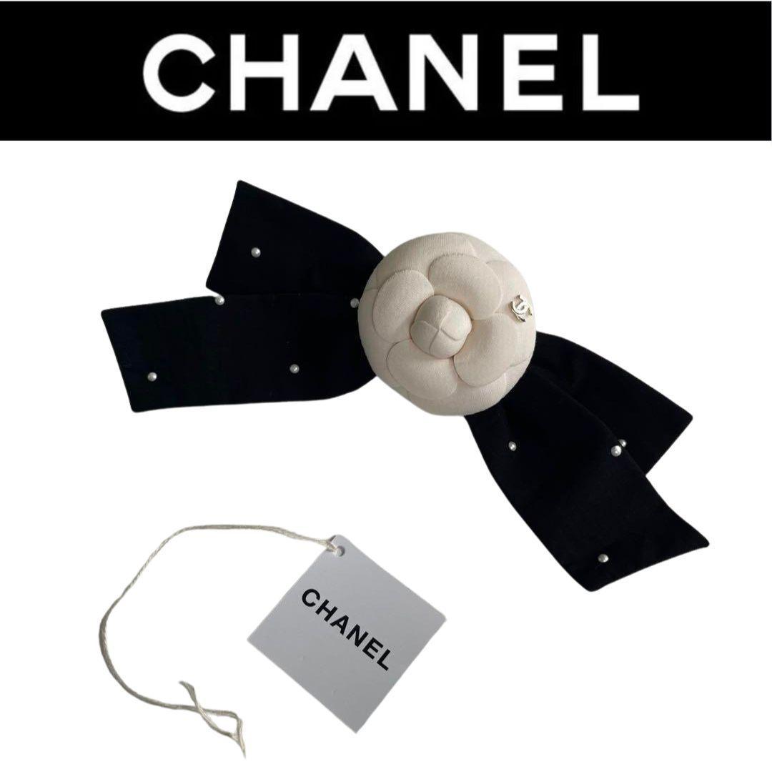 新品未使用 シャネルボウバレッタ カメリア 2024/25年クルーズコレクション