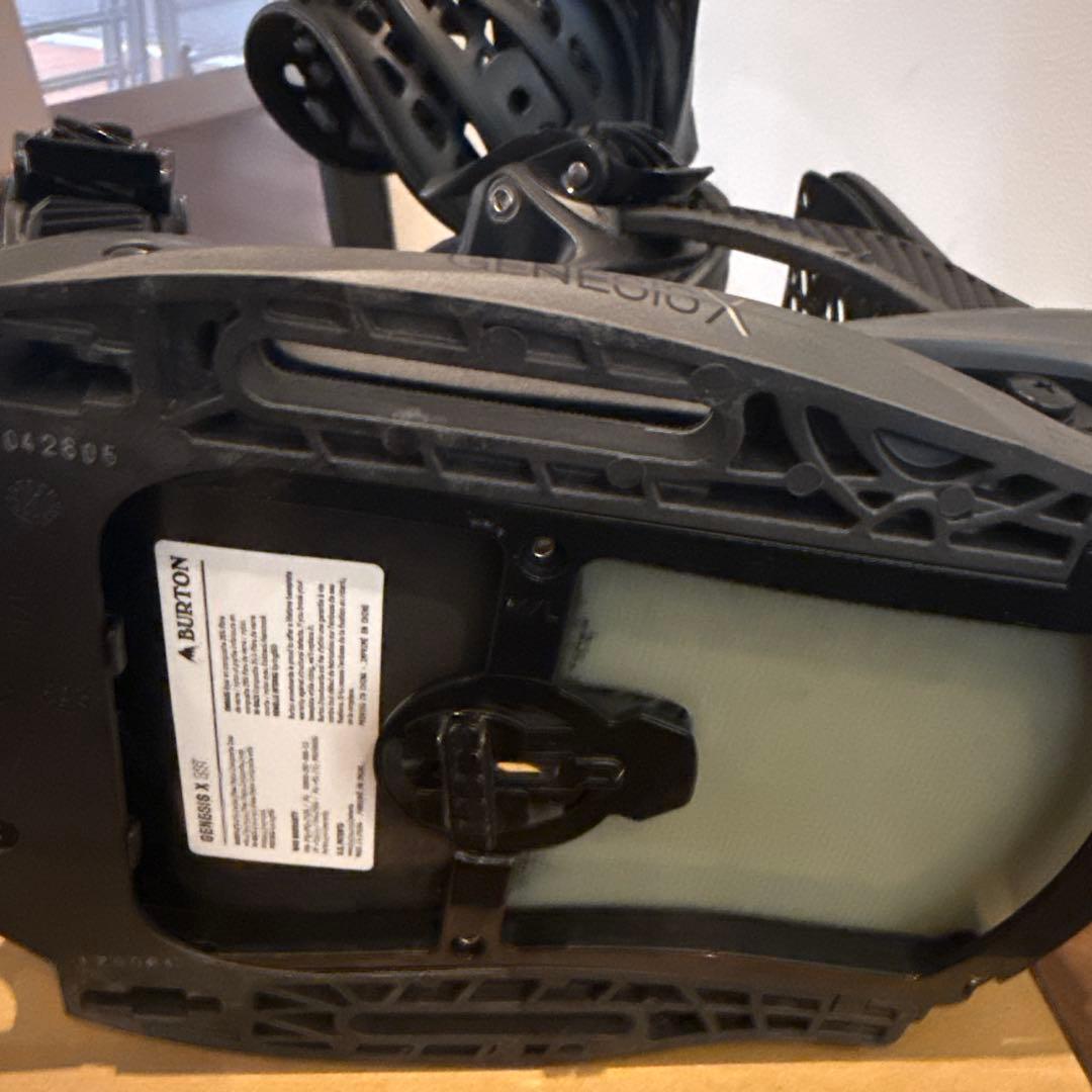 Burton Genesis X EST ビンディング Mサイズ ブラック