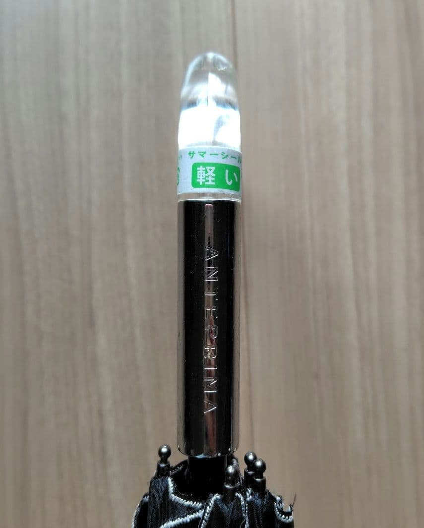 【新品！タグ付】アンテプリマ　サマーシールド　二つ折日傘　黒