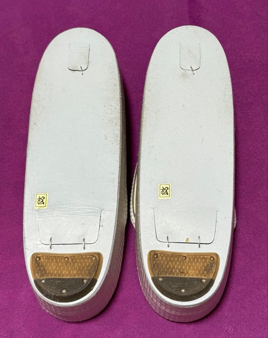 新品未使用品　和装小物　草履＆バッグ＆冠婚葬祭セット　シルバー系