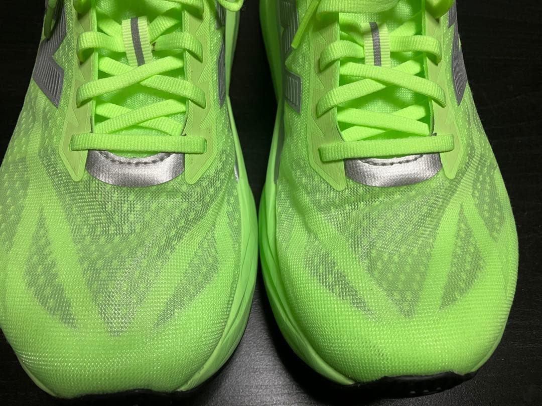 【限定モデル】New Balance フューエルセルレベルv5 28.5cm