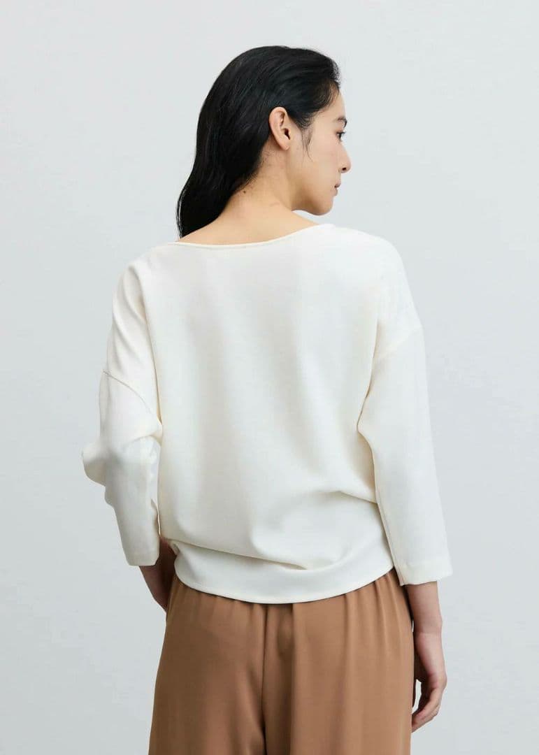 SOEJU　コクーンブラウス8分袖