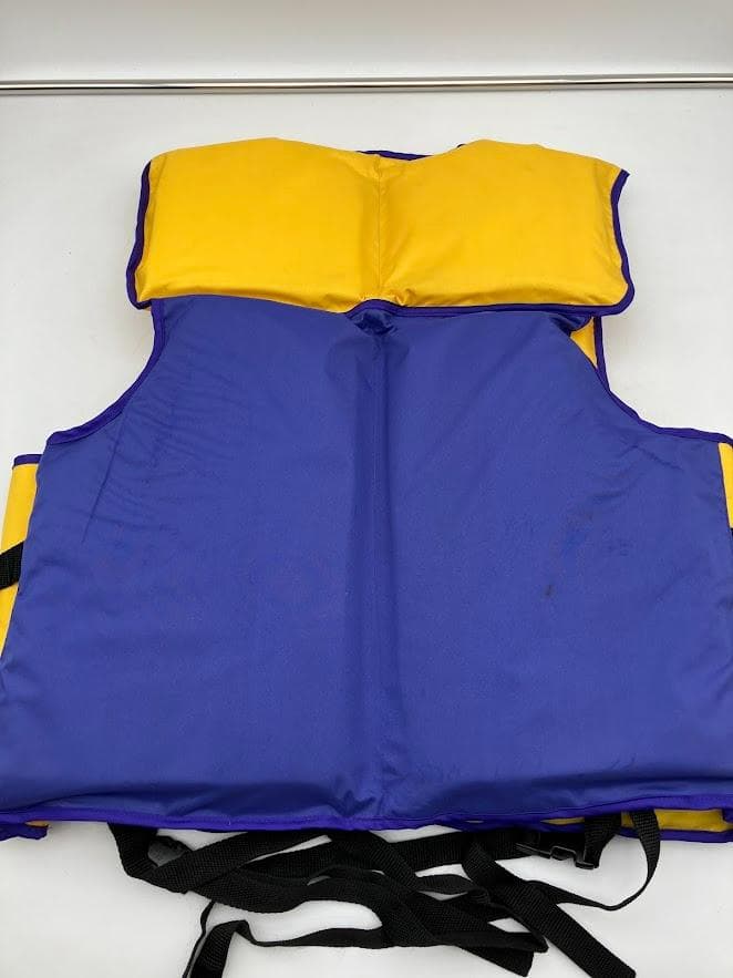 【未使用】Goldfeelinｇ反射板付きライフジャケット　3個セット